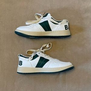 baub low top green and white shoes